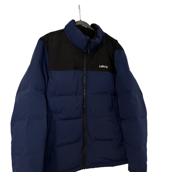 Levi's Men's Two-Tone Puffer Jacket - Picture 3 of 10